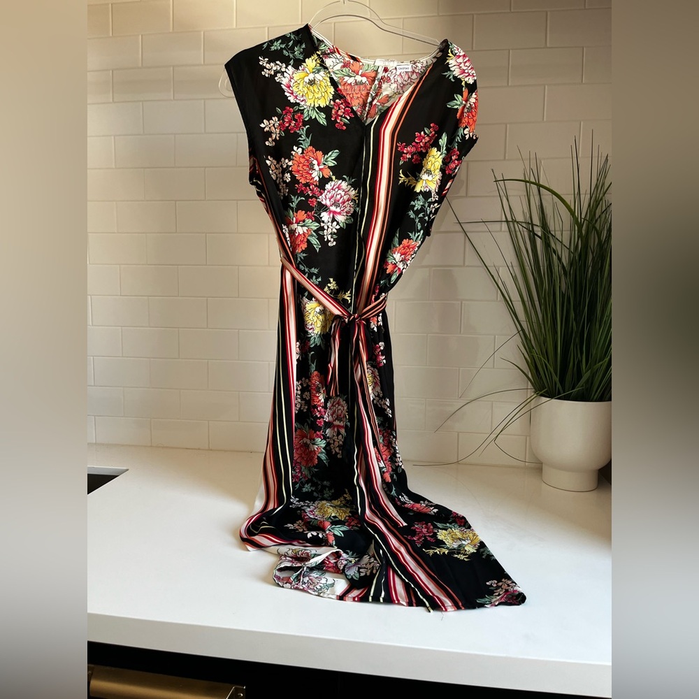 dRA Floral Striped Maxi Dress